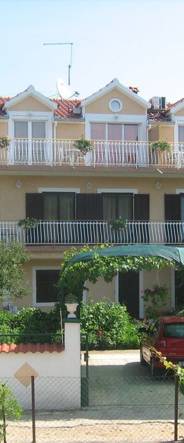 Apartments Davorka Brodarica