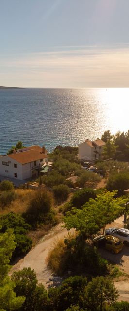 Apartments Ena Zavala