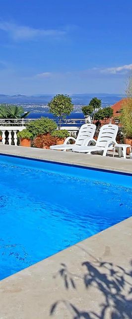 Apartments Barbara Lovran