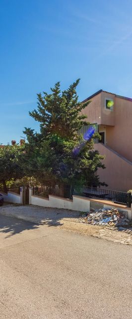 Apartments Davor Banjole