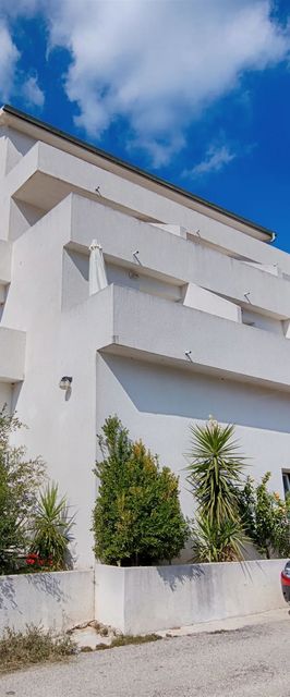 Apartments Daniela Pasadur