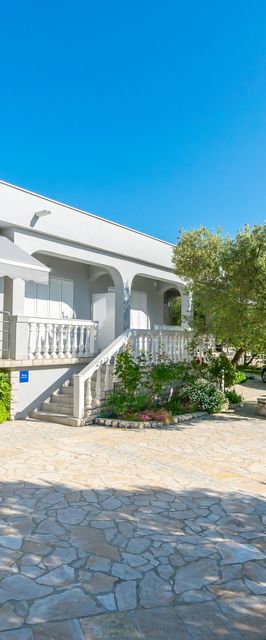 Apartments Anka Kampor