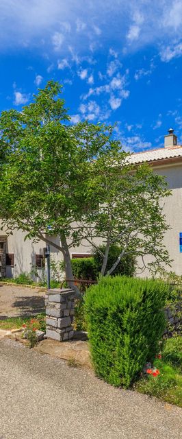 Apartments Zvonimir Senj