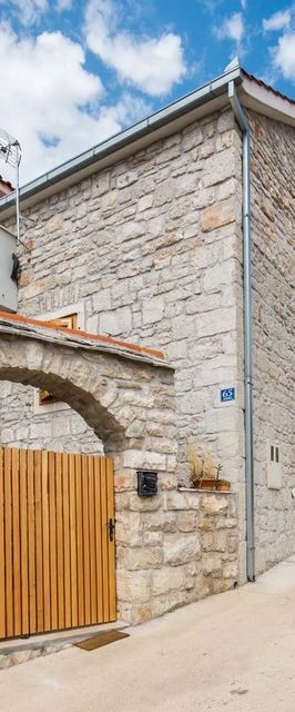 Apartment Zlendic Stomorska