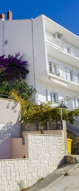 Apartments Rada Tisno