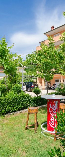 Apartments Rajka Lopar