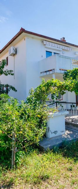 Apartments Biserka Barbat