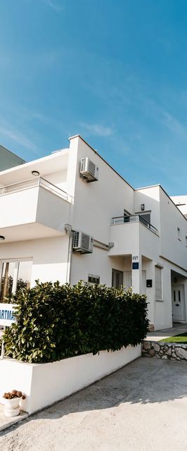 Apartments Seka Komarna