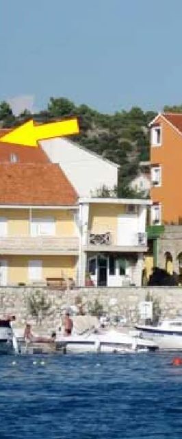 Apartments Franciska Brodarica