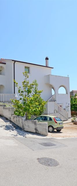 Apartments Branislav Rogoznica