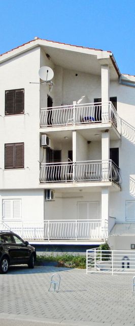 Apartments Krleža Baska