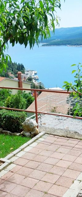 Apartments Elide Rabac