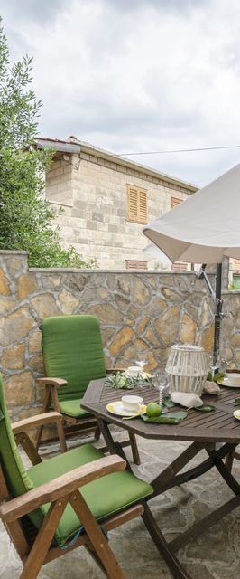 Apartments Ivanka Supetar