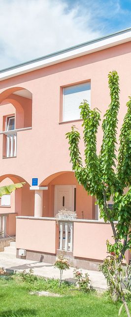 Apartments Tatjana Sukosan