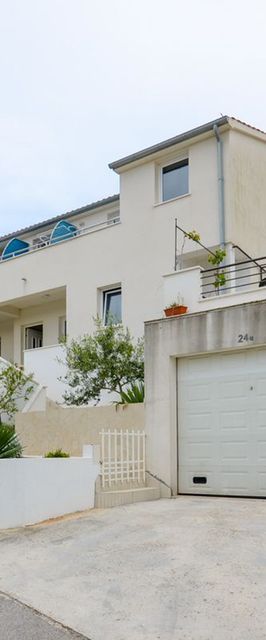 Apartments Silvana Okrug Gornji