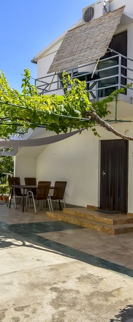 Apartments Jelka Rogoznica