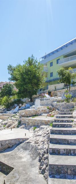 Apartments Maja Razanj