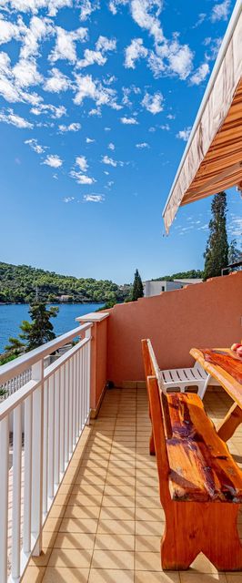 Apartments Vesna Brna