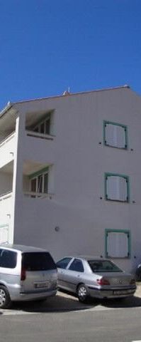 Apartments Knežević-Pavlić Baska