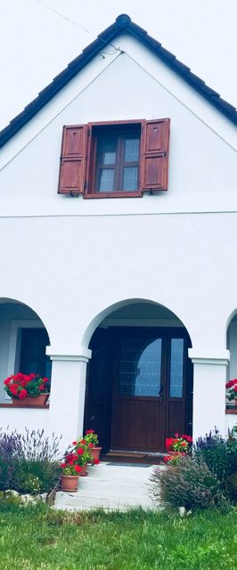 Balaton Felvidéki Fehér Porta Pécsely