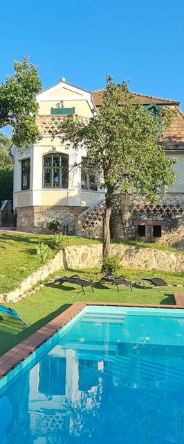 Keleti Kúria Neszmély