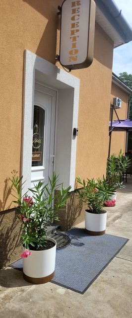 Megyeház Apartman Makó