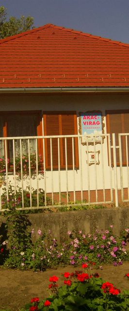 Akácvirág Vendégház Császártöltés