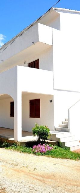 Apartments Renato Novalja