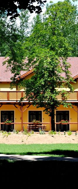 Forster Vadászkastély és Szálloda Bugyi