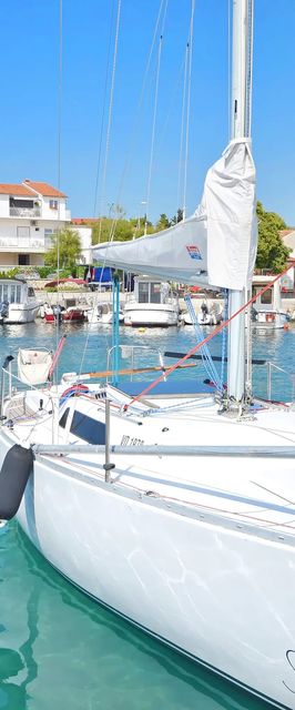 Apartment and Rooms Artina Vodice