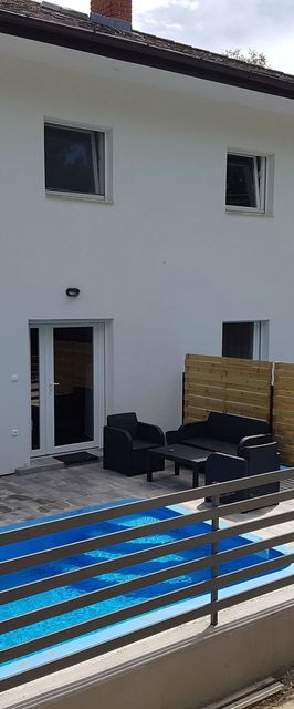 Happy Home Privát Medencés Apartman Siófok