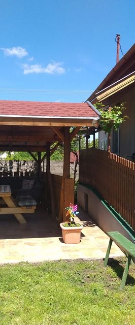 Otello Nyaraló Poroszló