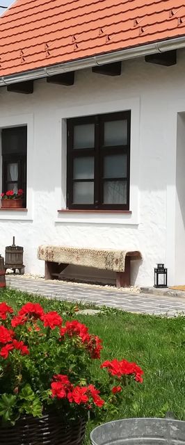 Szent Iván Vendégház Tata