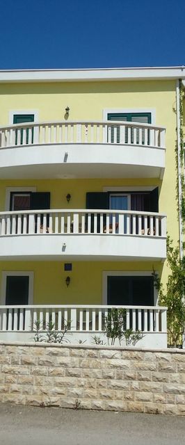 Apartment Nedjeljko Novalja