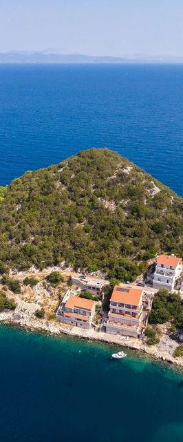 Apartments Graciela Zaklopatica