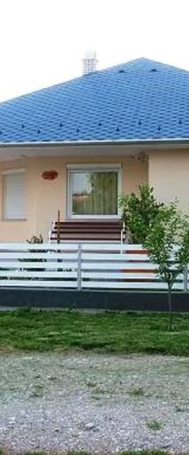 Adél Vendégház Abádszalók