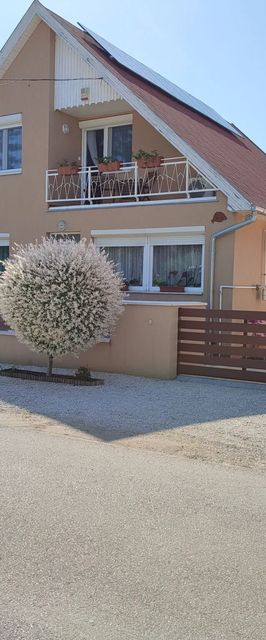 Zseli Apartmanház Siófok