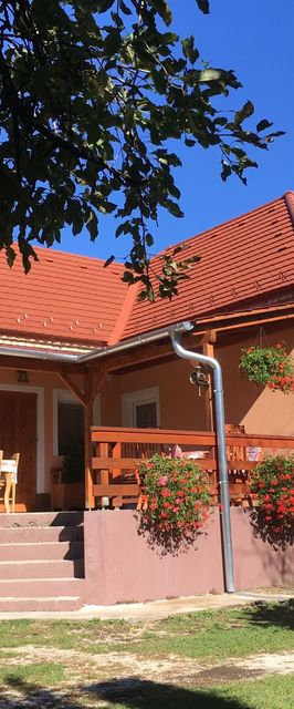 Liliom Vendégház Bakonybél