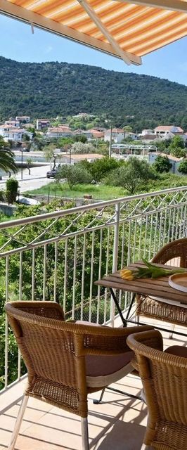 Apartment Natasa Vinisce