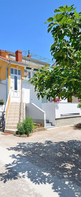 Apartment Ines Vodice