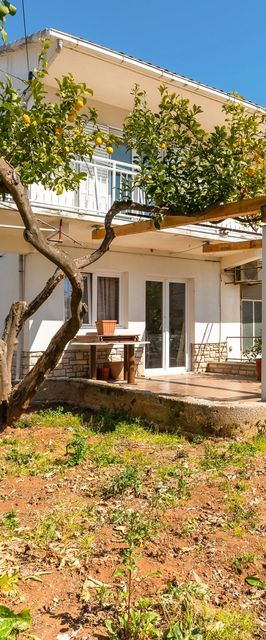 Apartmanok Parkolóhellyel Jelsa, Hvar - 13513 Jelsa