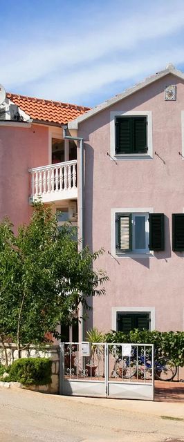 Apartmanok Parkolóhellyel Jezera, Murter - 5121 Jezera