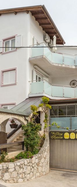 Apartmanok és Szobák A Tenger Mellett Nemira, Omis - 2781 Nemira