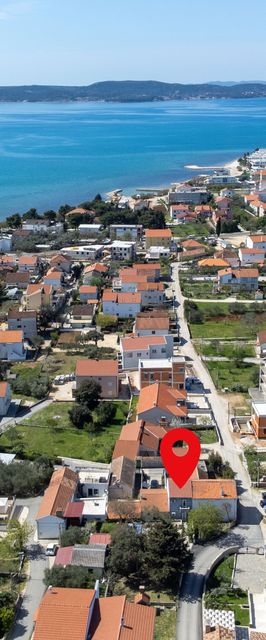 Ház Családok Részére Parkolóhellyel Sukosan, Zadar - 6123 Sukošan