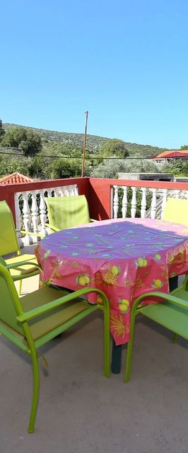 Apartmanok Parkolóhellyel Tkon, Pasman - 8411 Tkon