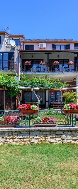 Apartmanok A Tenger Mellett Banjole, Pula - 3002 Banjole