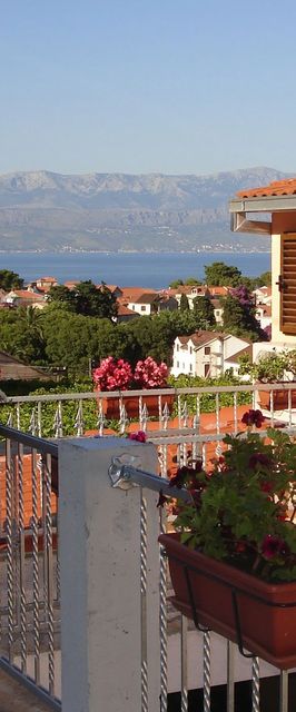 Apartmanok Parkolóhellyel Sutivan, Brac - 745 Sutivan