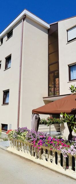 Apartmanok Parkolóhellyel Zadar - Diklo, Zadar - 5887 Zadar - Diklo