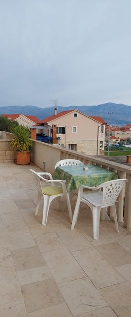 Apartmanok Parkolóhellyel Postira, Brac - 700 Postira
