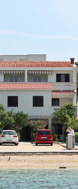 Apartmanok A Tenger Mellett Metajna, Pag - 6486 Metajna